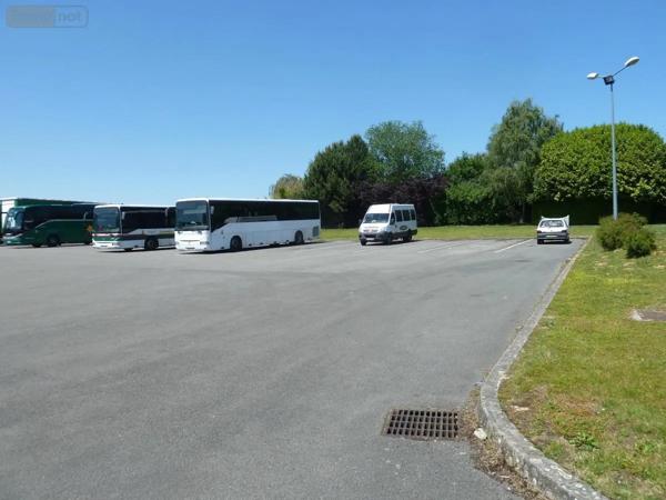 Location - Fonds et/ou murs commerciaux Féchain 59247 25 pièces 1900 m 2 30000 m 2