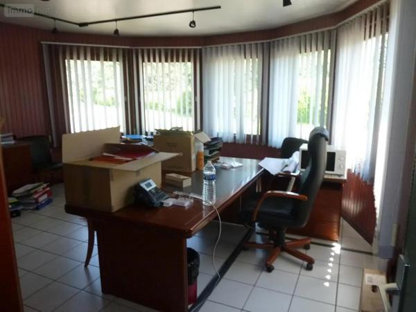 Location - Fonds et/ou murs commerciaux Féchain 59247 25 pièces 1900 m 2 30000 m 2