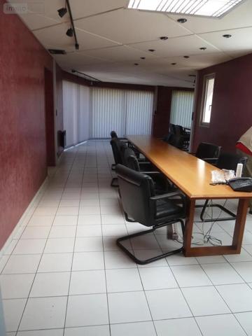 Location - Fonds et/ou murs commerciaux Féchain 59247 25 pièces 1900 m 2 30000 m 2