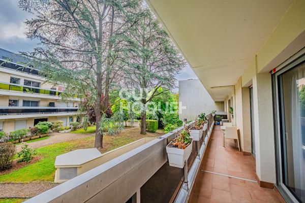 Grand T3 de 82 m² avec balcon filant, double parking et cave
