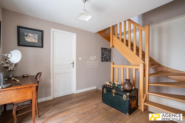 Maison quartier historique 7 pièce(s) 129 m2 €890 000 ** - Référence 4596