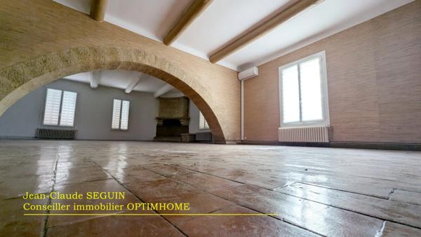 Bel appartement T4 atypique - 140 m² - situé en cœur de ville de Salon-de-Provence