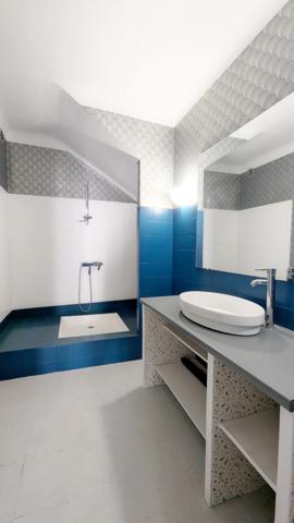 Bel appartement T4 atypique - 140 m² - situé en cœur de ville de Salon-de-Provence