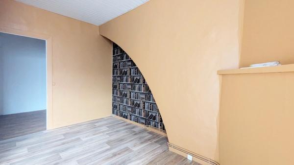 Bel appartement T4 atypique - 140 m² - situé en cœur de ville de Salon-de-Provence