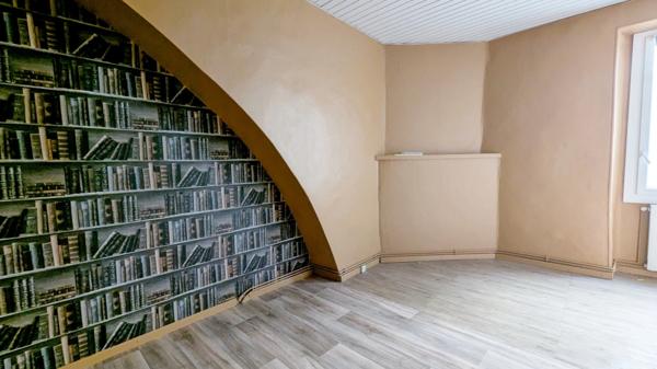 Bel appartement T4 atypique - 140 m² - situé en cœur de ville de Salon-de-Provence