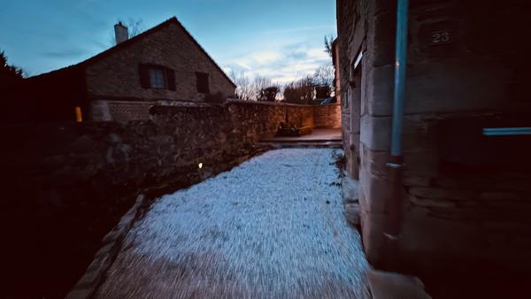 Dompierre-en-Morvan (21390) Maison meublée dans le secteur de LA ROCHE EN BRENIL pour un loyer de 650 €.