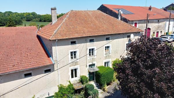 LEMAINVILLE : MAISON A TRES FORT POTENTIEL.
