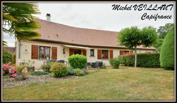 Maison à vendre plain-pied 5 pièces TOULON SUR ALLIER (03), 4 chambres, garage, terrain 1315 m² arboré