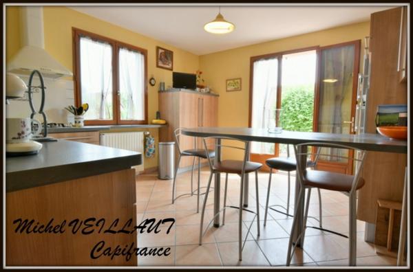 Maison à vendre plain-pied 5 pièces TOULON SUR ALLIER (03), 4 chambres, garage, terrain 1315 m² arboré