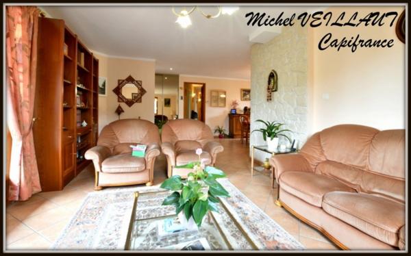 Maison à vendre plain-pied 5 pièces TOULON SUR ALLIER (03), 4 chambres, garage, terrain 1315 m² arboré