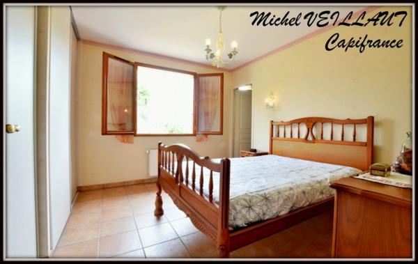 Maison à vendre plain-pied 5 pièces TOULON SUR ALLIER (03), 4 chambres, garage, terrain 1315 m² arboré