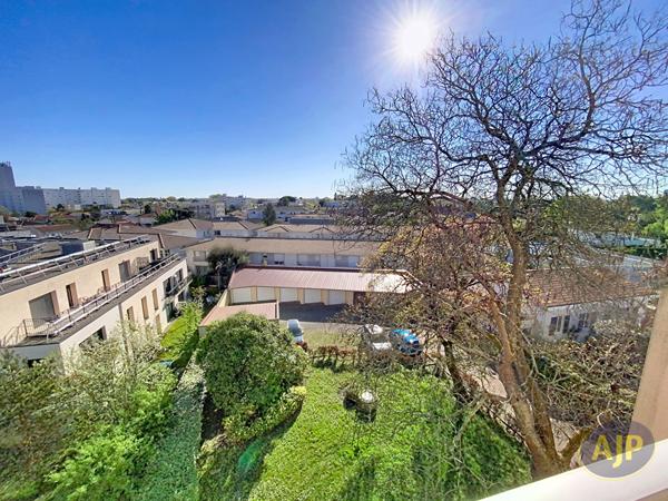 Vente appartement Bordeaux : 440 000 € - AJP Immobilier Bordeaux Saint-Augustin