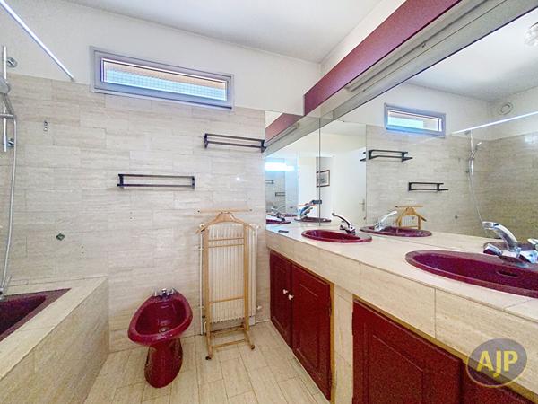 Vente appartement Bordeaux : 440 000 € - AJP Immobilier Bordeaux Saint-Augustin