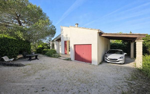 Maison à vendre    4 pièces •  Carpentras