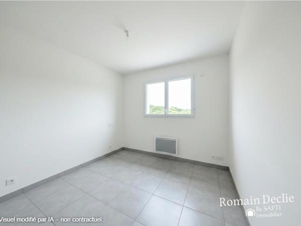 Maison de plain-pied de 90m², 3 chambres & grand garage
