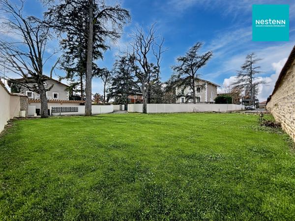 Terrain de 473 m² - Andrézieux-Bouthéon - Viabilisé, et partiellement clos !