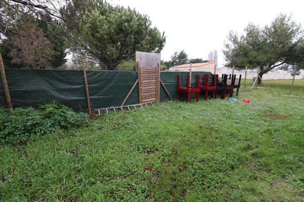 Vente fonds de commerce restaurant avec container entierement équipé neuf sur terrasse de 80 places