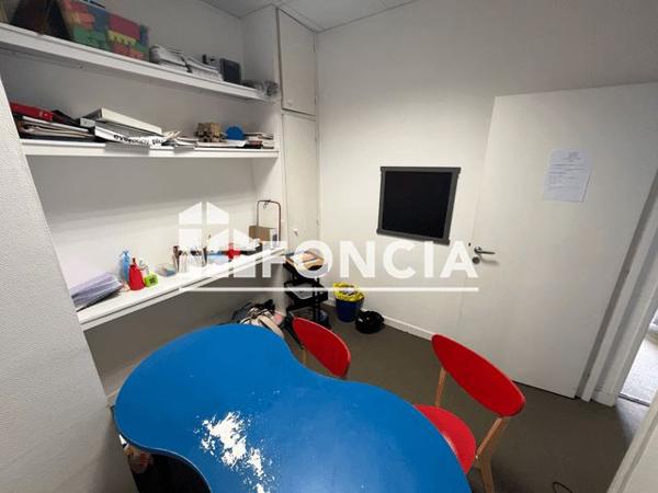 Location Local commercial 1 pièce 28 m² - 25-27 RUE OCTAVE FEUILLET Nantes 44000