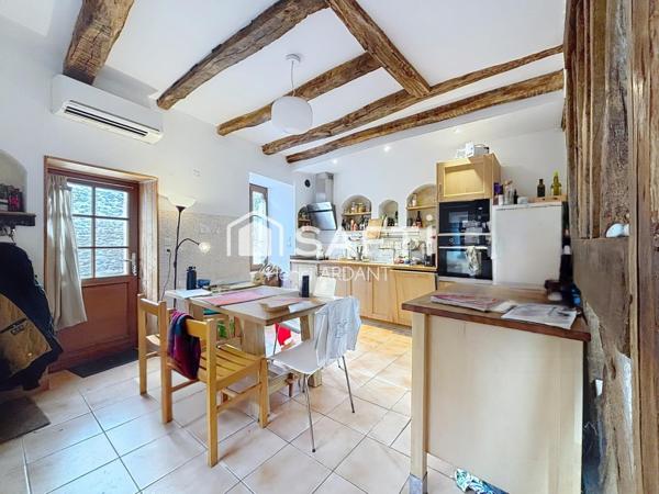 Maison Centre-Ville : je m'y installe ou je garde les locataires !