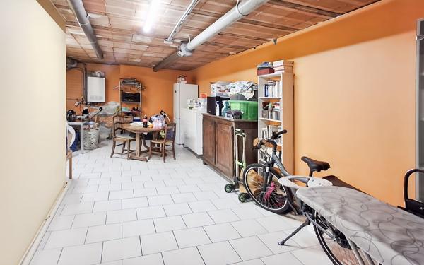 Maison à vendre    6 pièces •  Champcevinel