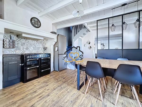 Glaine-Montaigut (63160) MAISON EN PIERRE - 4 CHAMBRES - DÉPENDANCES - GLAINE MONTAIGUT - 63160