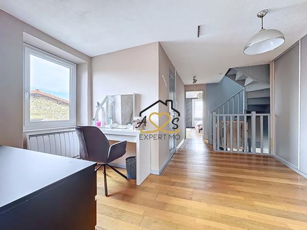 Glaine-Montaigut (63160) MAISON EN PIERRE - 4 CHAMBRES - DÉPENDANCES - GLAINE MONTAIGUT - 63160