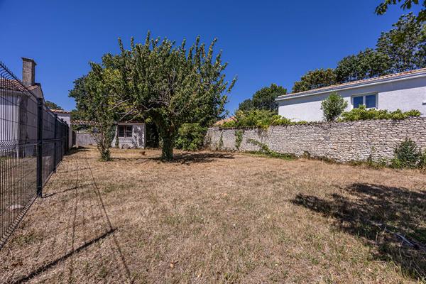Terrain à vendre de 414 m² exposé sud à Périgny