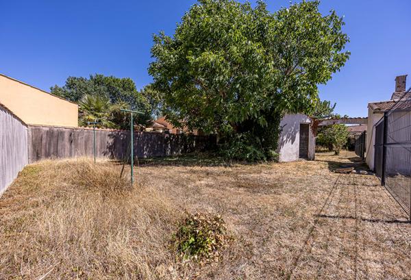 Terrain à vendre de 414 m² exposé sud à Périgny