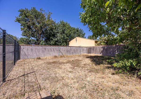 Terrain à vendre de 414 m² exposé sud à Périgny