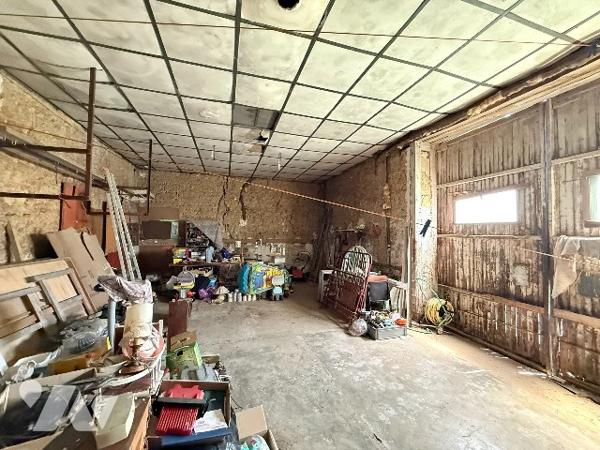 VENTE MAISON LONGÈRE CHARTRES DE BRETAGNE LES GUITAIS