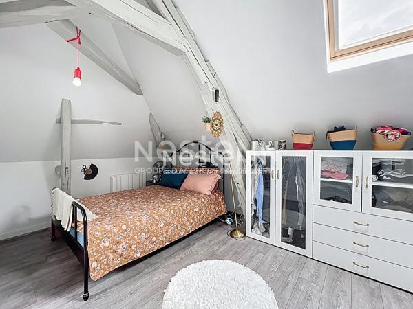 A vendre Centre ville de Dreux, très faibles charges, Appartement 3 pièces 56,4m2 carrez 83,52m2 au sol, proche gare et commerces 5 minutes , cave