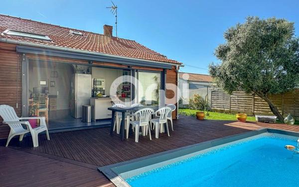 Maison à vendre    4 pièces •  Rochefort