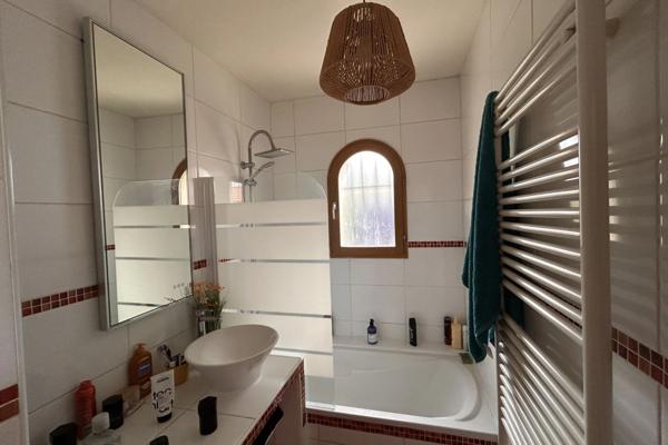 69290 GREZIEU LA VARENNE - Maison à vendre 5 pièces  - PLAIN PIED - PISCINE - GARGAE -CALME - SANS VIS A VIS