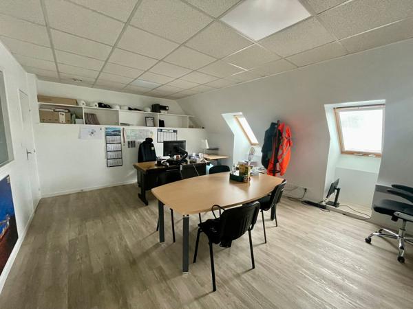 Bureaux à louer à LE MESNIL ESNARD 76240