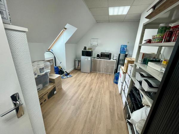 Bureaux à louer à LE MESNIL ESNARD 76240
