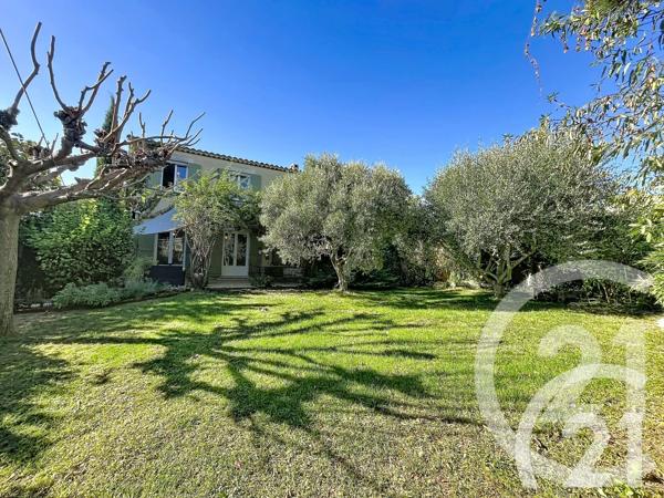 Maison à vendre  5 pièces - 131 m 2   ROBION  - 84