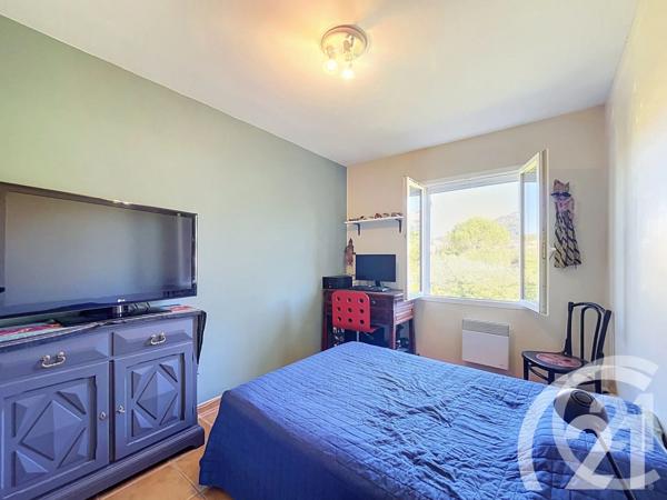 Maison à vendre  5 pièces - 131 m 2   ROBION  - 84