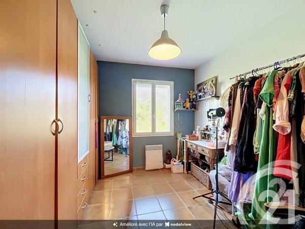 Maison à vendre  5 pièces - 131 m 2   ROBION  - 84