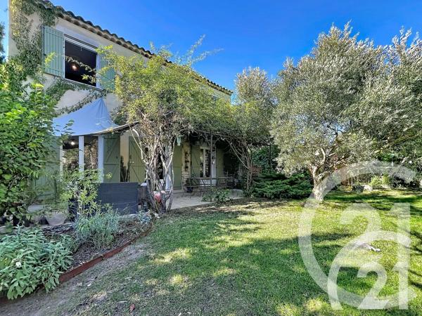 Maison à vendre  5 pièces - 131 m 2   ROBION  - 84