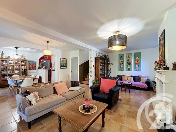 Maison à vendre  5 pièces - 131 m 2   ROBION  - 84