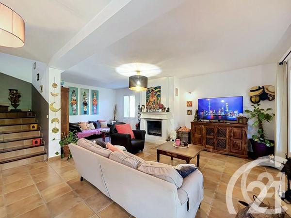 Maison à vendre  5 pièces - 131 m 2   ROBION  - 84