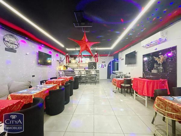 Local commercial à vendre 220m² Nîmes (30000)