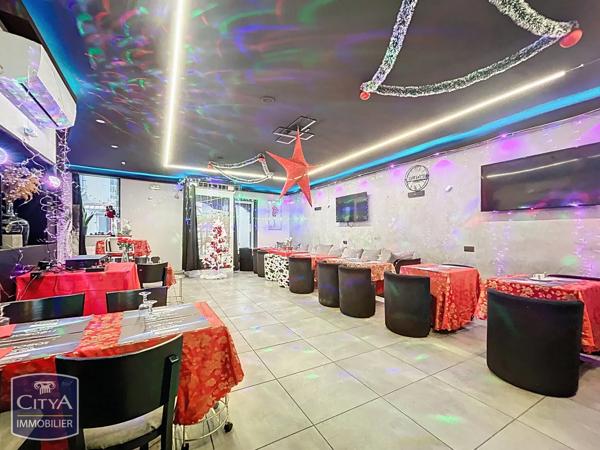 Local commercial à vendre 220m² Nîmes (30000)