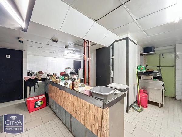 Local commercial à vendre 220m² Nîmes (30000)