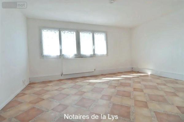 Appartement à rénover à vendre à Armentières dans le Nord (59280), ref : 1834   
centre ville