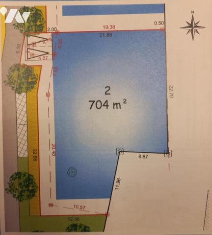 Terrain 704 m²