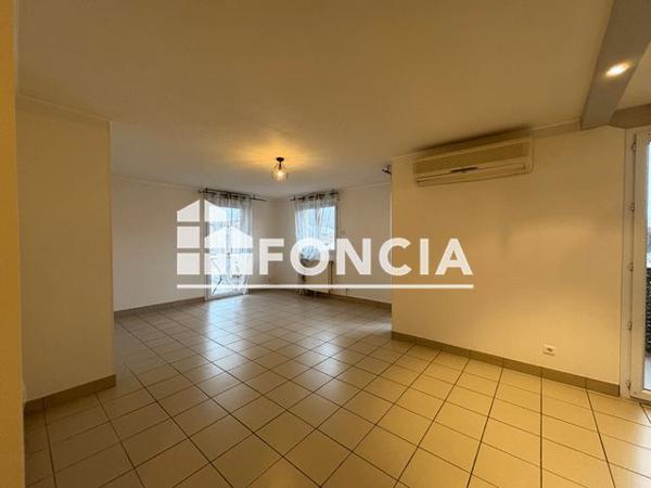 Location Appartement 3 pièces 82.07 m² - Meximieux 01800