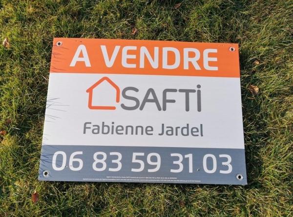 TERRAIN PLAT AVEC PC - PROCHE DE LA VOIE VERTE