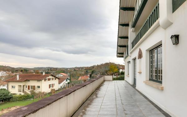 Maison à vendre    7 pièces • 211 m2 Hasparren