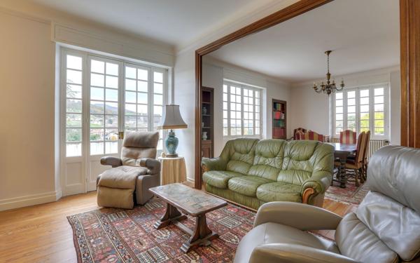 Maison à vendre    7 pièces • 211 m2 Hasparren